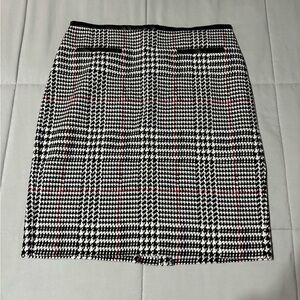Talbots Black and White Pencil Skirt Knee-Length Workwear